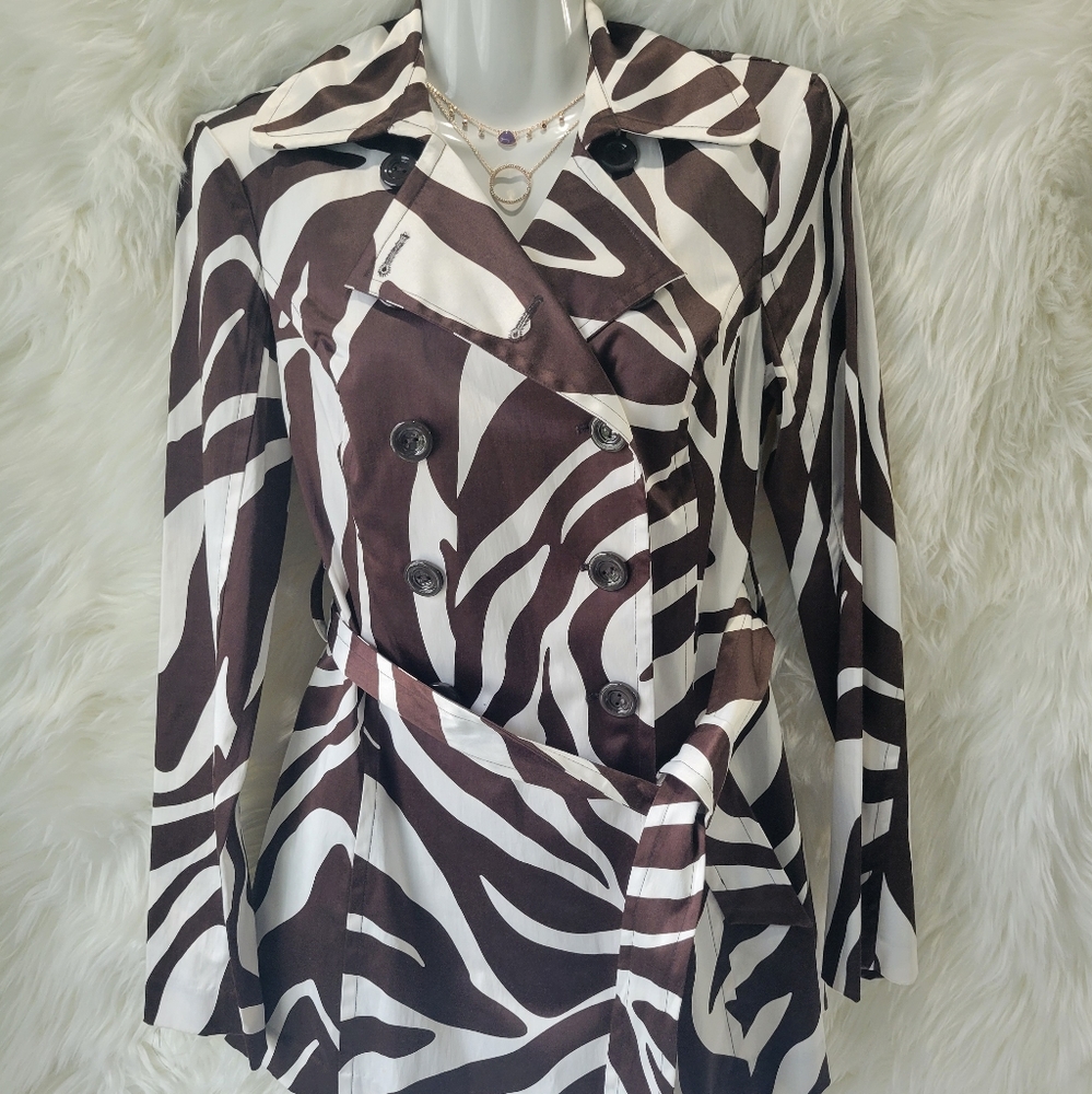 Coat - Picture 1 of 5